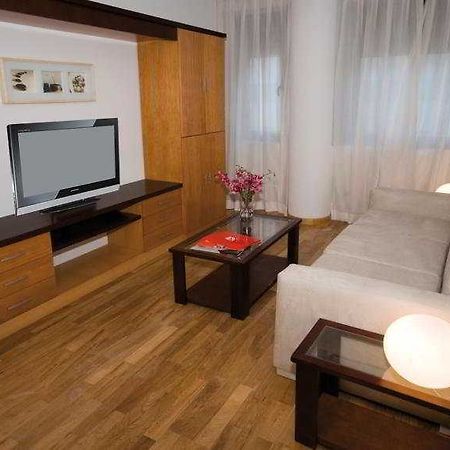 Suites Kris Aeropuerto Madrid Exteriér fotografie